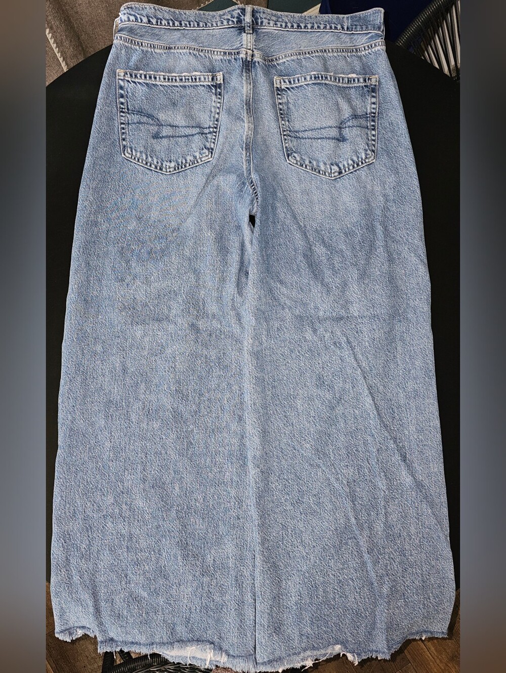 American Eagle Dreamy Drape Super Baggy High Rise Wide leg Denim Jeans - Picture 3 of 8
